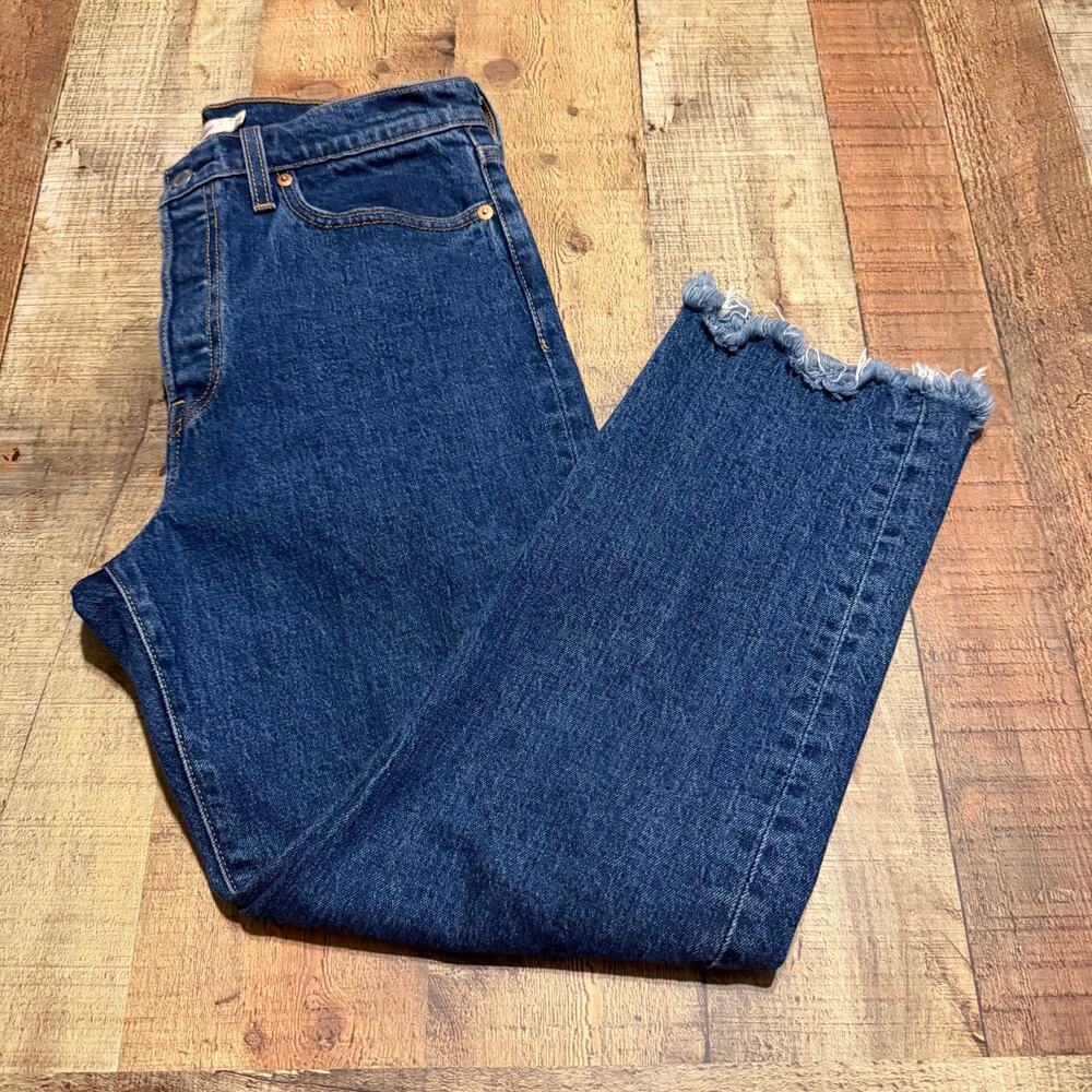 Levi's Women's Dark Denim Wedgie Straight Button Fly Jeans Sz 29 Cropped Raw Hem